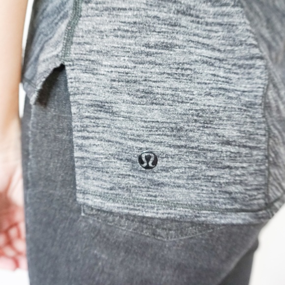 LULULEMON Dark Heather Grey Tech Tee Short Sleeve - Picture 8 of 8